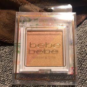 NWT Bebe Highlight & Glow